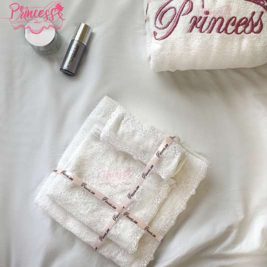 Towels Set with Lace